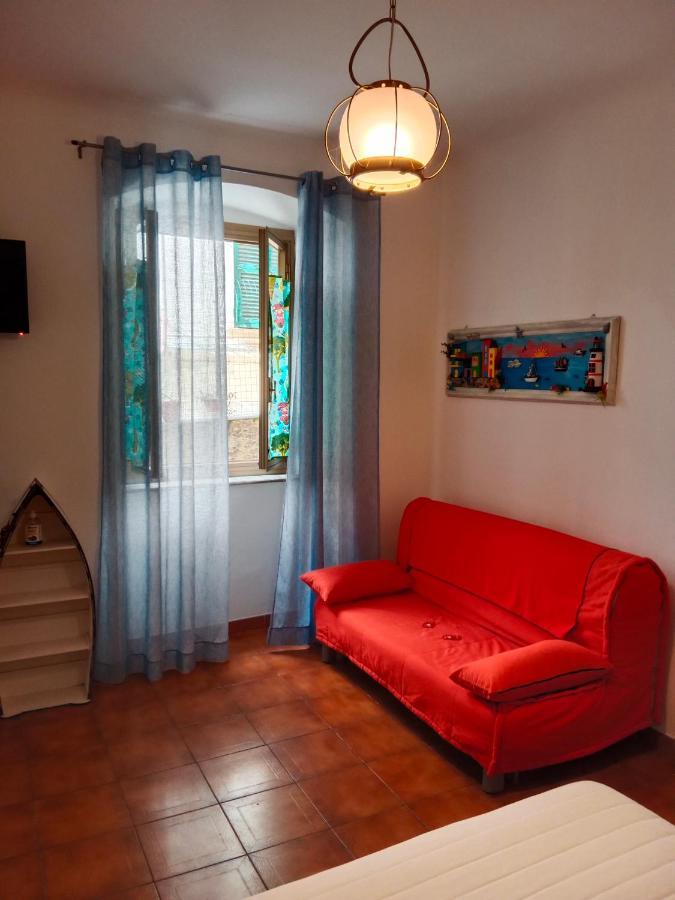 Molo 37 Apartment Специя Екстериор снимка